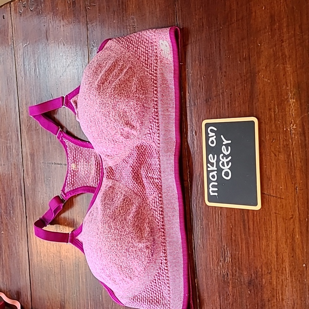 NB great condition sports bra with racer back and peep hole